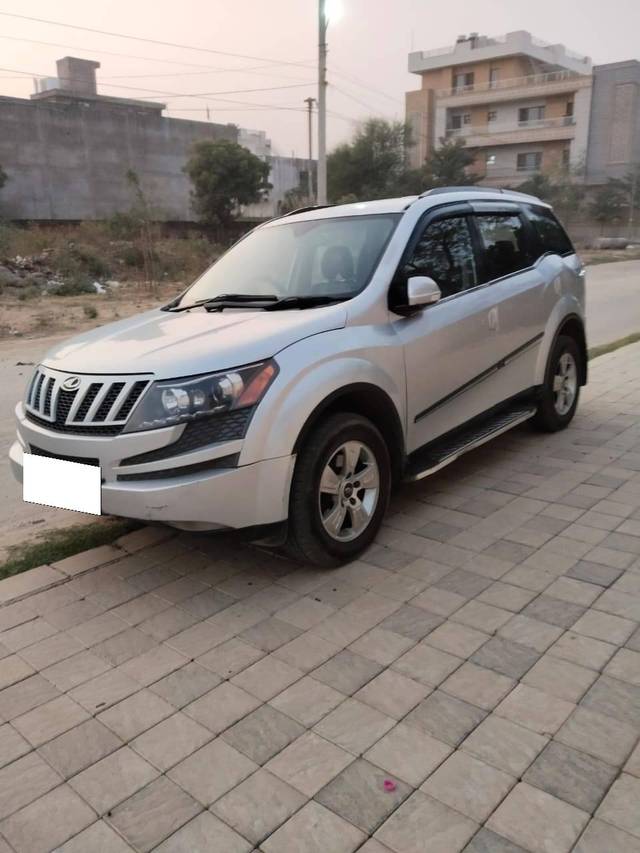 https://images10.gaadi.com/usedcar_image/4242610/original/processed_c2bef842f0b8062ec6c8bd3770eb5d78.jpg?imwidth=6402