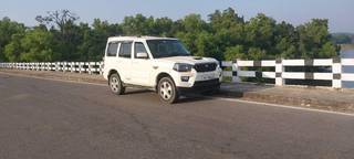 Mahindra Scorpio 2014-2022 Mahindra Scorpio 1.99 S6 Plus