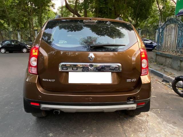 https://images10.gaadi.com/usedcar_image/4242692/original/processed_8f2e4b486426d65bd1efdc193ec16fbc.jpg?imwidth=6402