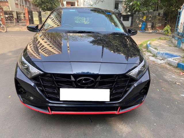 https://images10.gaadi.com/usedcar_image/4242720/original/processed_6fc6013f4b4d4dd48068a74805892802.jpg?imwidth=6400