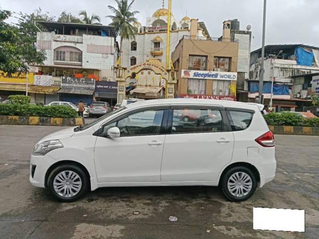 https://images10.gaadi.com/usedcar_image/4242732/original/processed_52a893bacd93dbc05ae47c333f63ae10.jpg?imwidth=6402