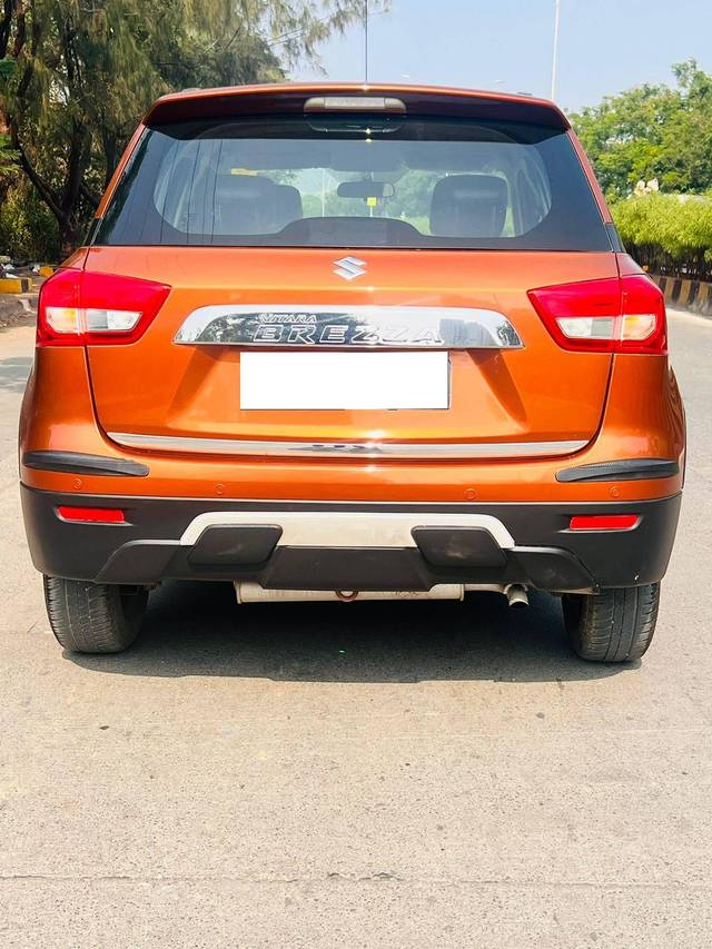 https://images10.gaadi.com/usedcar_image/4242760/original/processed_f93cce39df3b86330b66e702879af1de.jpeg?imwidth=6402