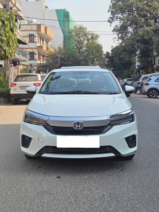 https://images10.gaadi.com/usedcar_image/4242875/original/processed_cfcdbc63d0707253ff81eb553c95d059.jpg?imwidth=6400