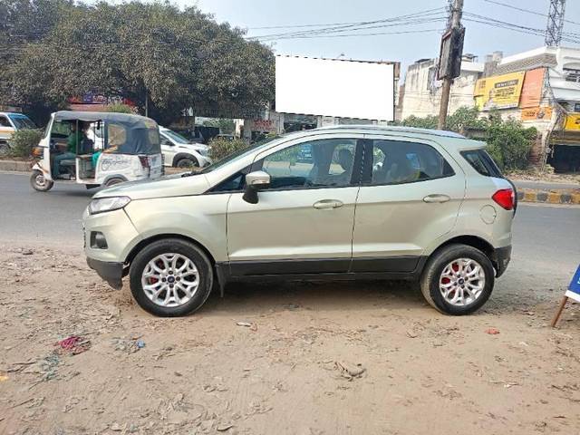 https://images10.gaadi.com/usedcar_image/4242924/original/processed_58067aca-89fe-4fe9-9aeb-2e03810e88d6.jpg?imwidth=6401