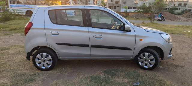 https://images10.gaadi.com/usedcar_image/4242942/original/cad0bce852b86130432d0abbb3a573ac.jpg?imwidth=6401