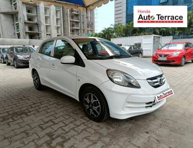 https://images10.gaadi.com/usedcar_image/4242947/original/16221b480f5c22e1a627ffb10c2afa31.jpeg?imwidth=6400