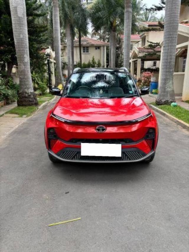 https://images10.gaadi.com/usedcar_image/4242981/original/3734e6f8d05cc7a12f1735b29e8e649c.jpg?imwidth=6400