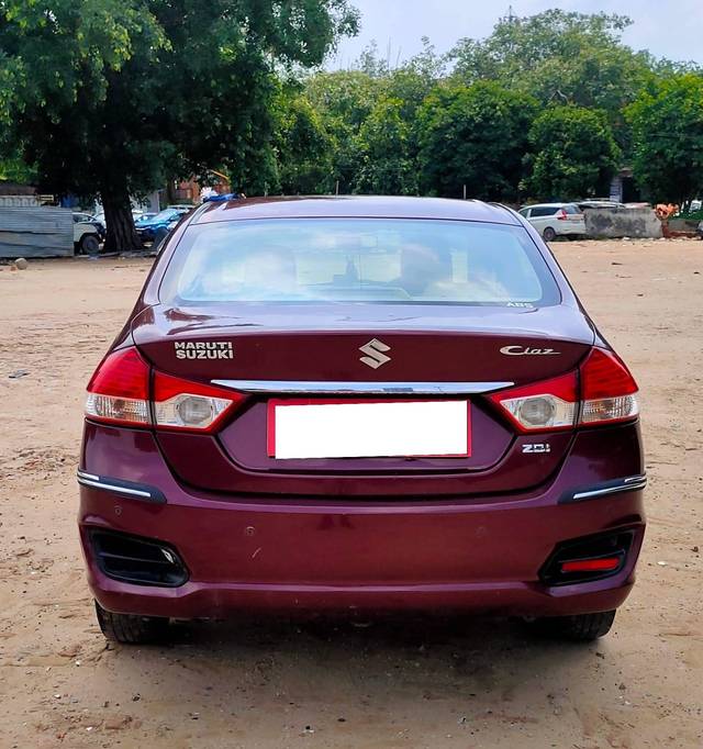 https://images10.gaadi.com/usedcar_image/4243030/original/processed_c6ab47a237c4d33fd22ea04d7f02007f.jpg?imwidth=6402