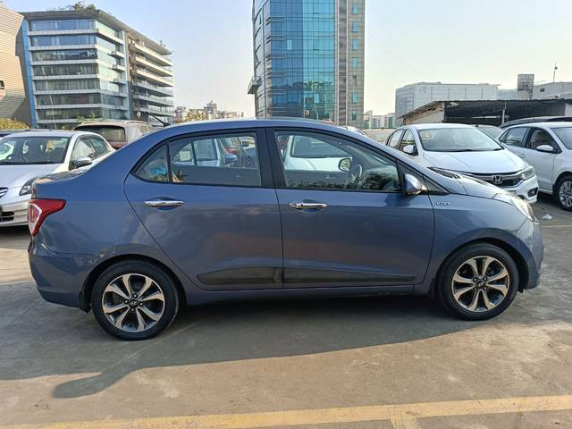 https://images10.gaadi.com/usedcar_image/4243040/original/ba26c6975f0ceff63f216d6368482f92.jpg?imwidth=6401