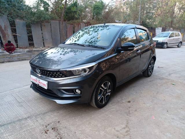 https://images10.gaadi.com/usedcar_image/4243063/original/processed_e9d8f56491fd8510c56b094acaf331e7.jpeg?imwidth=6400