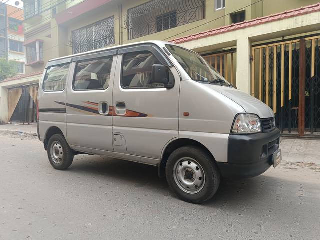 https://images10.gaadi.com/usedcar_image/4243072/original/1bd2aa08589e7a379d73ce5e0298db8e.jpg?imwidth=6400