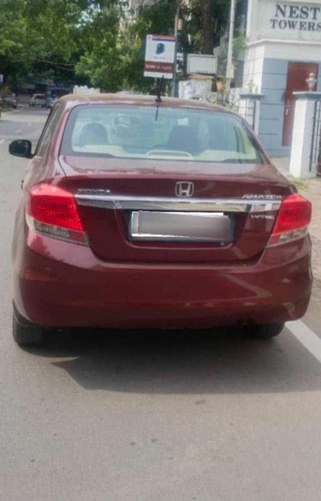 https://images10.gaadi.com/usedcar_image/4243193/original/processed_e41c71e6006e1602b3be4db7e097f338.png?imwidth=6401