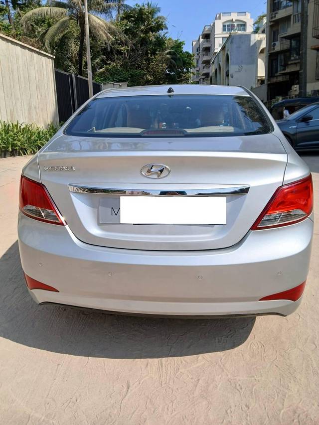 https://images10.gaadi.com/usedcar_image/4243217/original/processed_7424ea0538948ccb5ddfcc9f2cdf476b.jpg?imwidth=6402