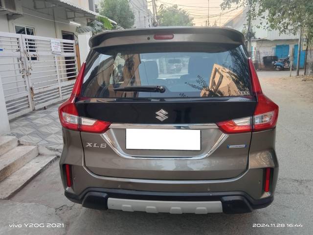 https://images10.gaadi.com/usedcar_image/4243267/original/processed_6f11c79e128b4180a2d2a3198d4aa860.jpg?imwidth=6402