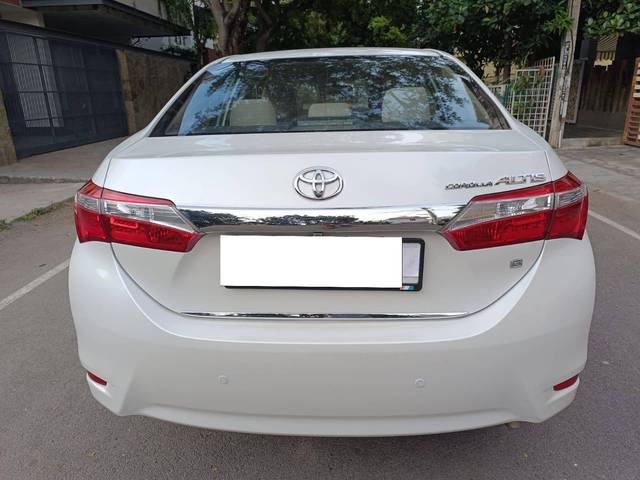 https://images10.gaadi.com/usedcar_image/4243308/original/processed_11132a4a37e862d16cdba60dee6d57e9.jpg?imwidth=6402