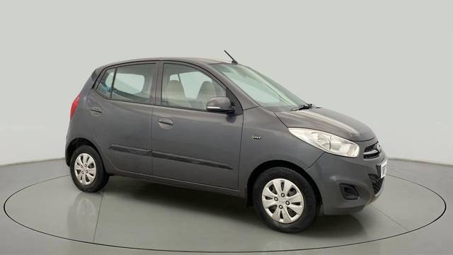 https://images10.gaadi.com/usedcar_image/4243328/original/417cc8bfa43236086c6f8b82e457ce1c.jpg?imwidth=6400