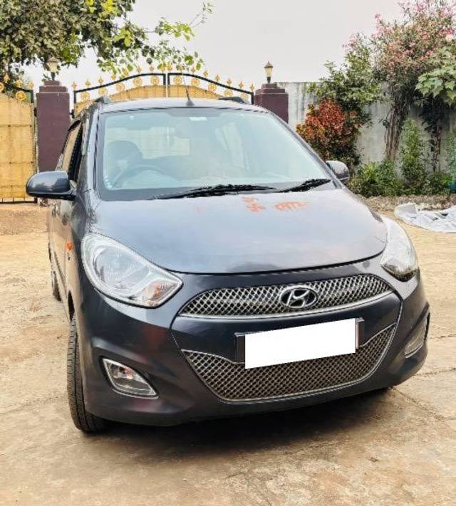 https://images10.gaadi.com/usedcar_image/4243336/original/processed_0fbe531a-de1e-4061-9621-5ee831b3214c.jpg?imwidth=6400