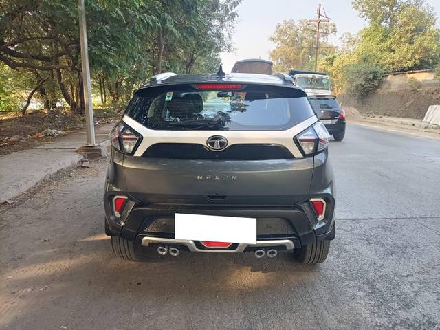 https://images10.gaadi.com/usedcar_image/4243396/original/processed_9d7b03b39223cb1d049ccf5b20651c48.jpg?imwidth=6402