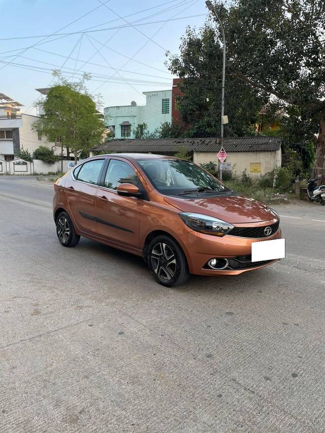 https://images10.gaadi.com/usedcar_image/4243398/original/processed_ef36cdf617a7cc61539d455bbb0cf0d5.jpg?imwidth=6400