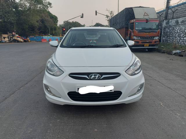 https://images10.gaadi.com/usedcar_image/4243434/original/processed_9f1ebf648221e6d6c78f92fbd71b4520.jpg?imwidth=6400