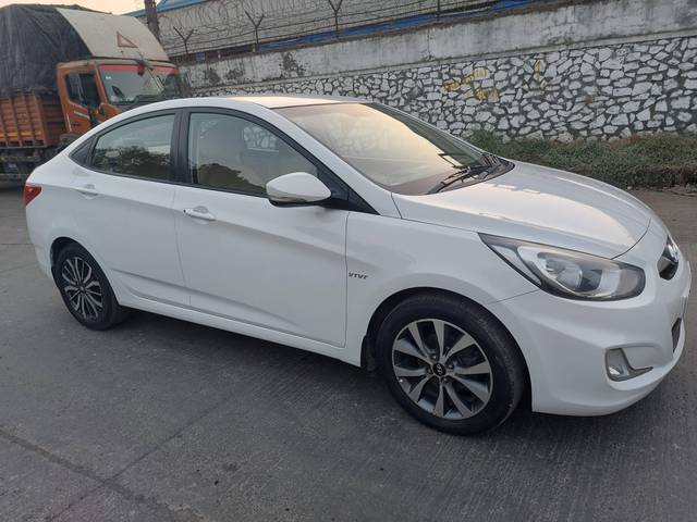 https://images10.gaadi.com/usedcar_image/4243434/original/processed_eb04bb125aecd9d984b8b6a06d159260.jpg?imwidth=6400