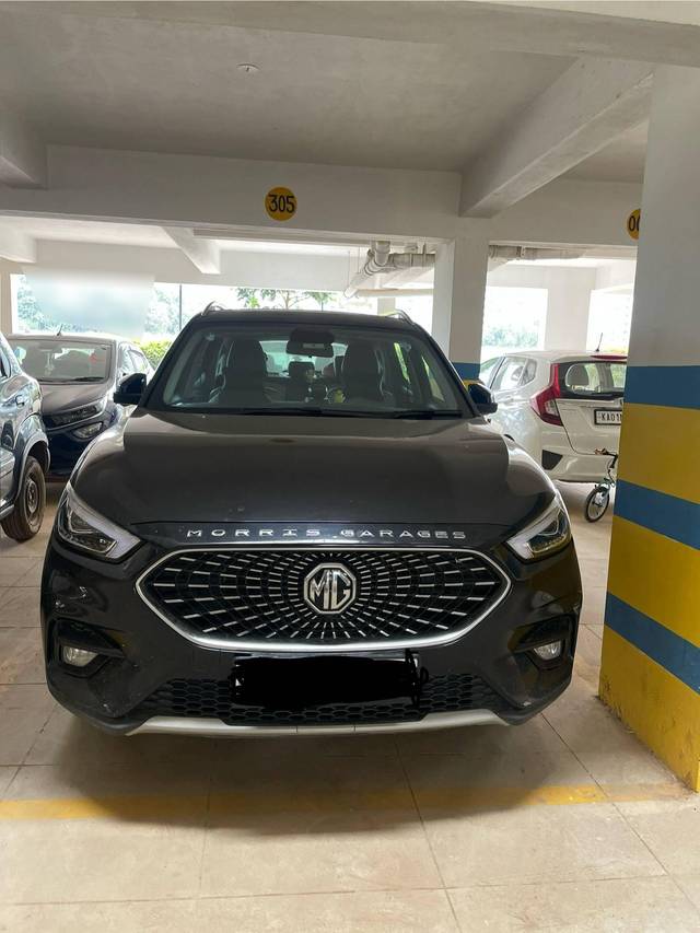 https://images10.gaadi.com/usedcar_image/4243510/original/processed_971ac893-9890-4de8-8070-7929f5c73861.jpeg?imwidth=6400