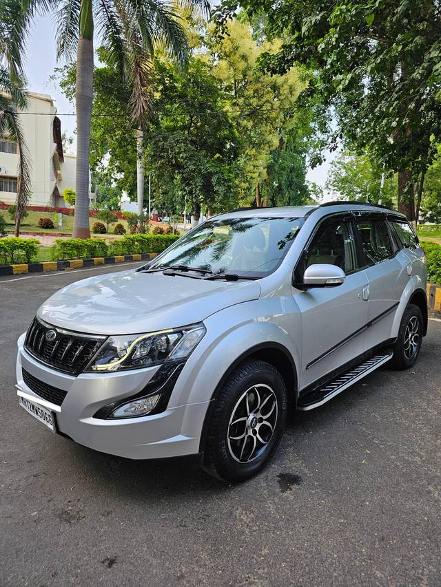 https://images10.gaadi.com/usedcar_image/4243526/original/processed_75890e9fd6cf276b920f9a9dcbd5a1c2.jpg?imwidth=6402