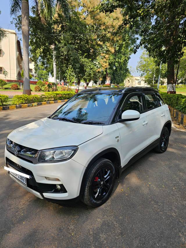 https://images10.gaadi.com/usedcar_image/4243547/original/processed_98ed17d304c4f74aa2554207167786a1.jpg?imwidth=6402