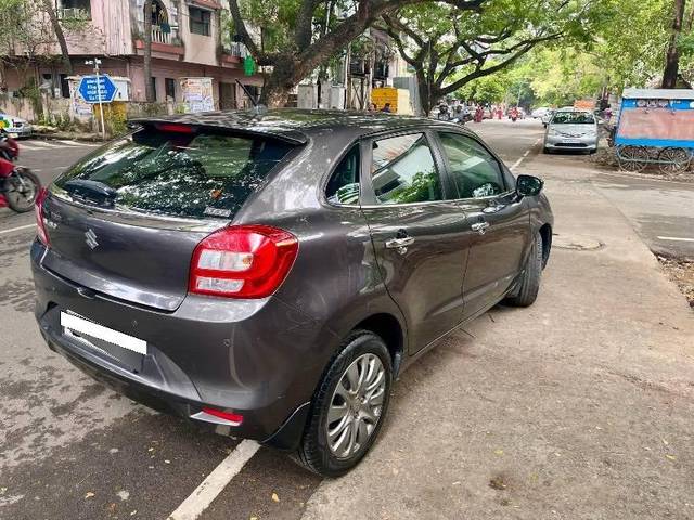 https://images10.gaadi.com/usedcar_image/4243802/original/processed_2f07795c-d354-465e-bb9e-a0507dac455c.jpeg?imwidth=6400