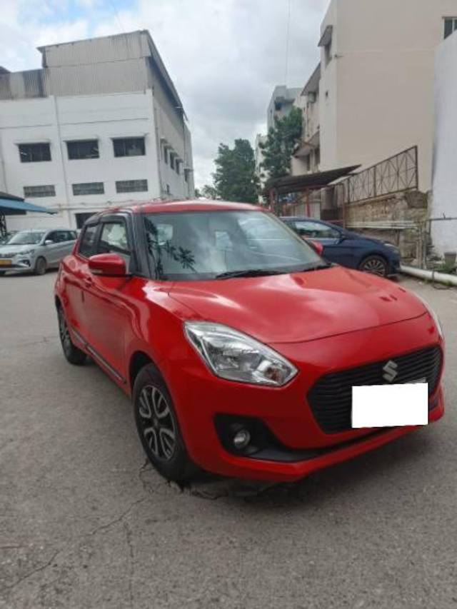 https://images10.gaadi.com/usedcar_image/4243808/original/processed_05225358-df4f-4a85-a762-3d7c2397a7f5.jpg?imwidth=6400