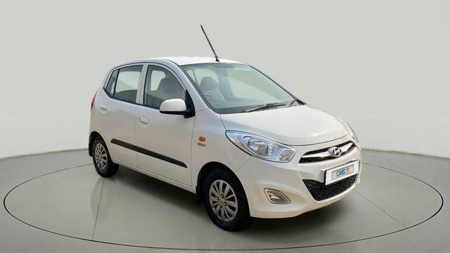 https://images10.gaadi.com/usedcar_image/4243911/original/c3eb4313338558f2bcc9ec570405fbdd.jpg?imwidth=6400