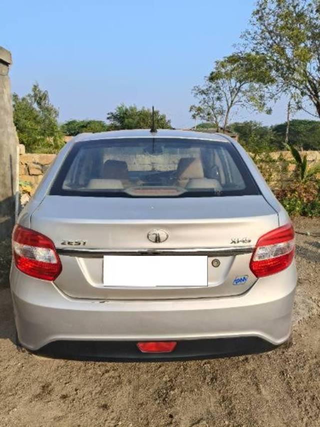 https://images10.gaadi.com/usedcar_image/4243927/original/processed_7d0d291c-b9f9-4f0a-8ee8-380612d773c3.jpg?imwidth=6402