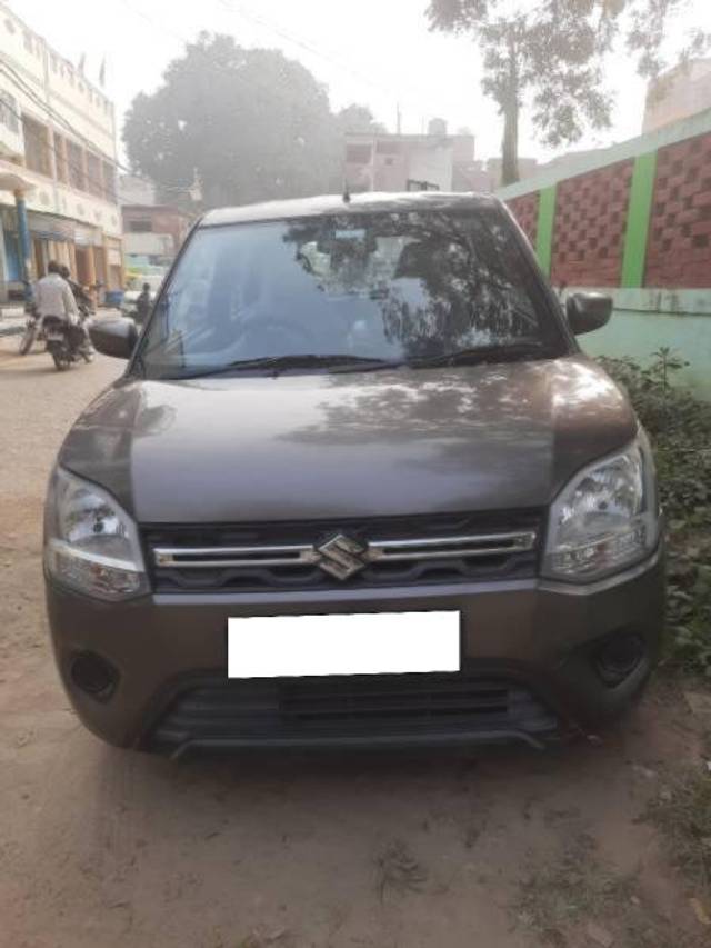 https://images10.gaadi.com/usedcar_image/4244015/original/processed_862c7038-182f-43c1-8470-8de4b1cf2058.jpg?imwidth=6400