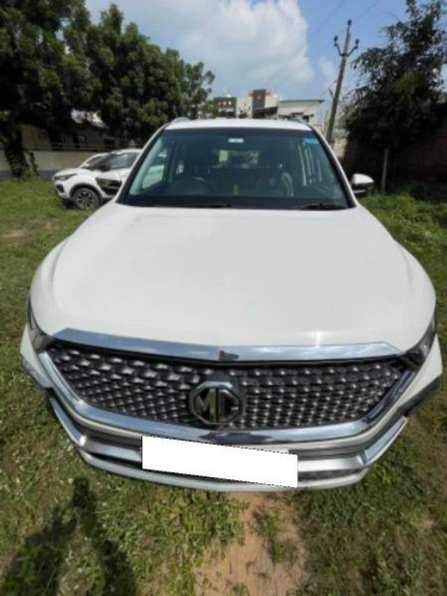 https://images10.gaadi.com/usedcar_image/4244026/original/bb06bc0d4f369ac073b0c81bba4b3fa5.jpeg?imwidth=6400