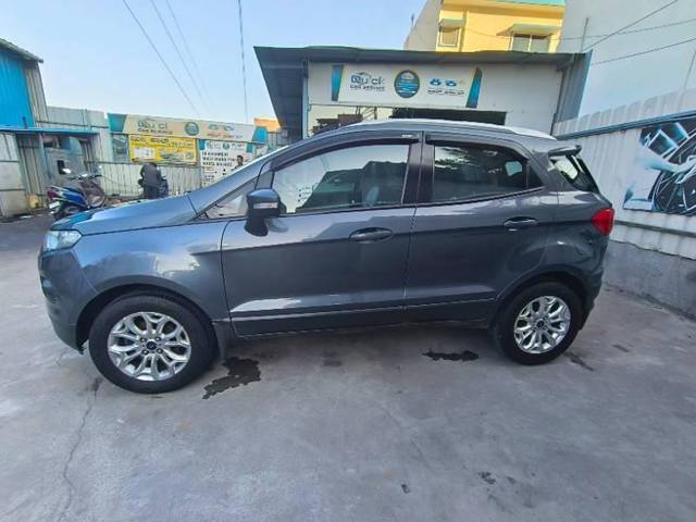 https://images10.gaadi.com/usedcar_image/4244079/original/processed_3dd1209d-dffe-4882-b980-614f6e42a36a.jpg?imwidth=6400