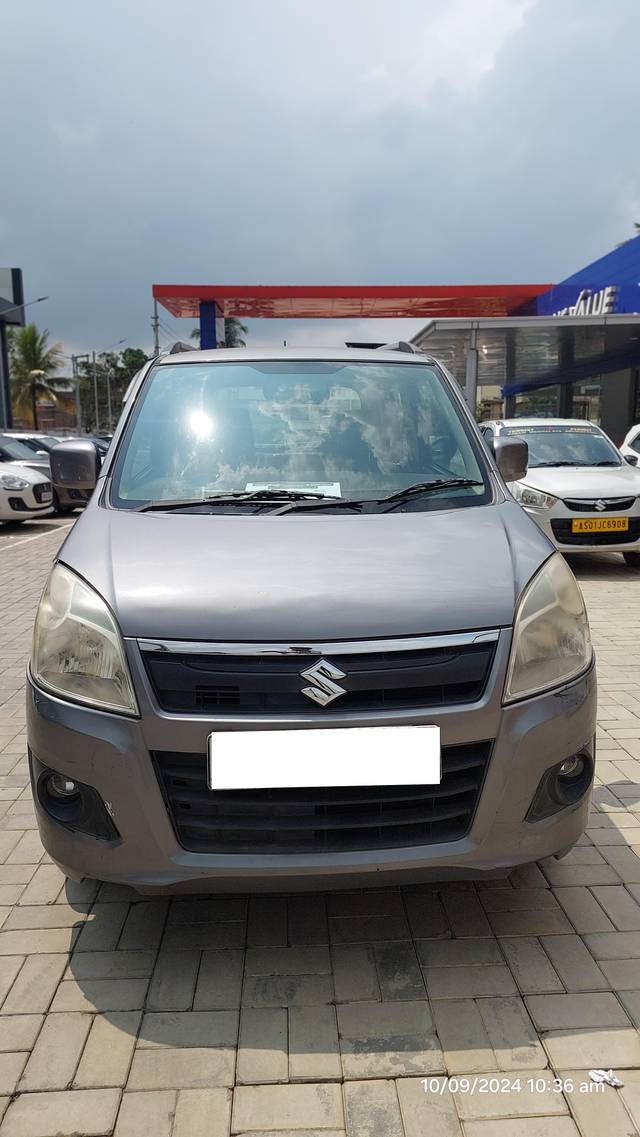 https://images10.gaadi.com/usedcar_image/4244086/original/processed_3c167f5633fd985d4ca894c05a39ba3a.jpg?imwidth=6400