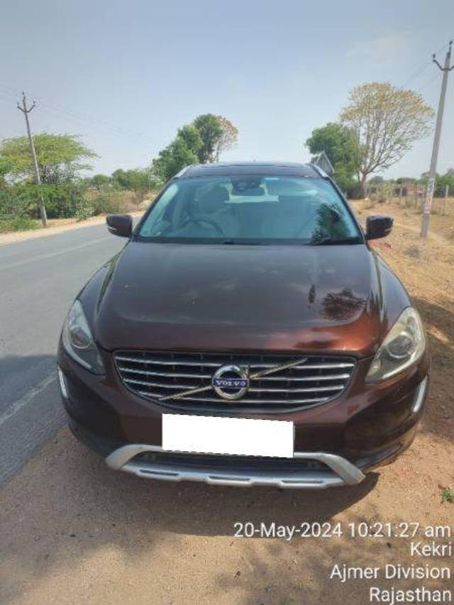 https://images10.gaadi.com/usedcar_image/4244118/original/2471faced6113497965bb7f22ecdefd8.jpg?imwidth=6400