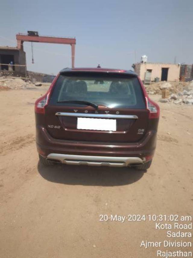 https://images10.gaadi.com/usedcar_image/4244118/original/9e19cba45eedb20e310f38ed80b236d5.jpg?imwidth=6401