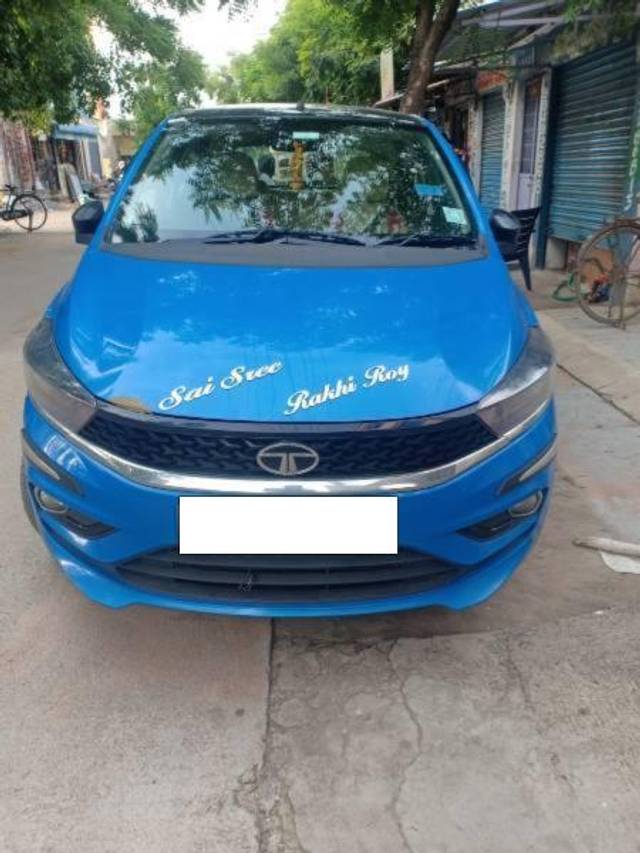 https://images10.gaadi.com/usedcar_image/4244139/original/processed_70922ada-769e-4e0b-a19d-e11510b58e45.jpg?imwidth=6401