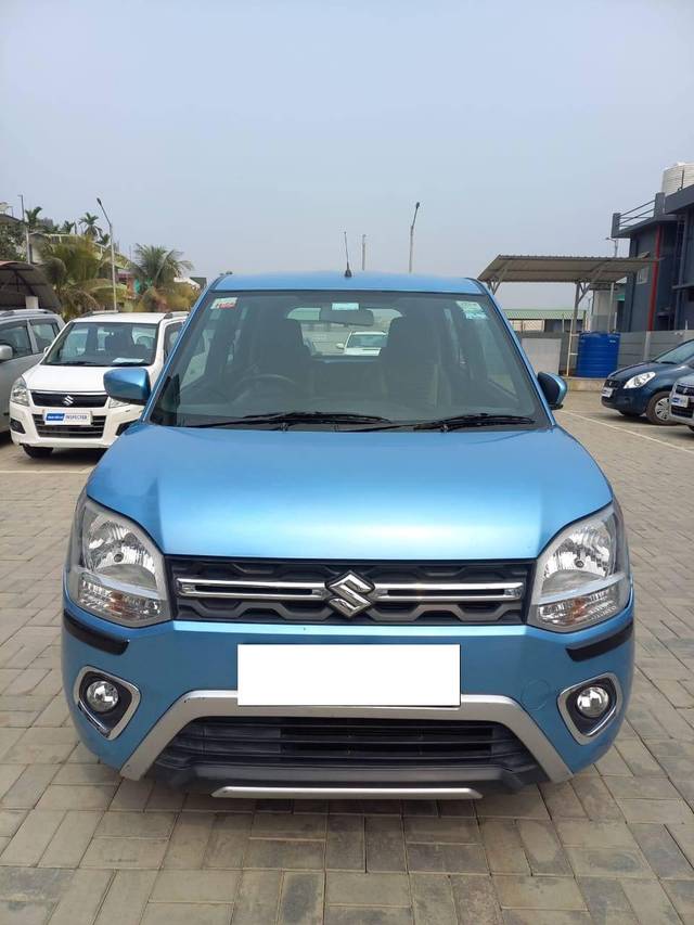 https://images10.gaadi.com/usedcar_image/4244165/original/processed_c02efd5226e847aa019e486c4e705a43.jpg?imwidth=6400