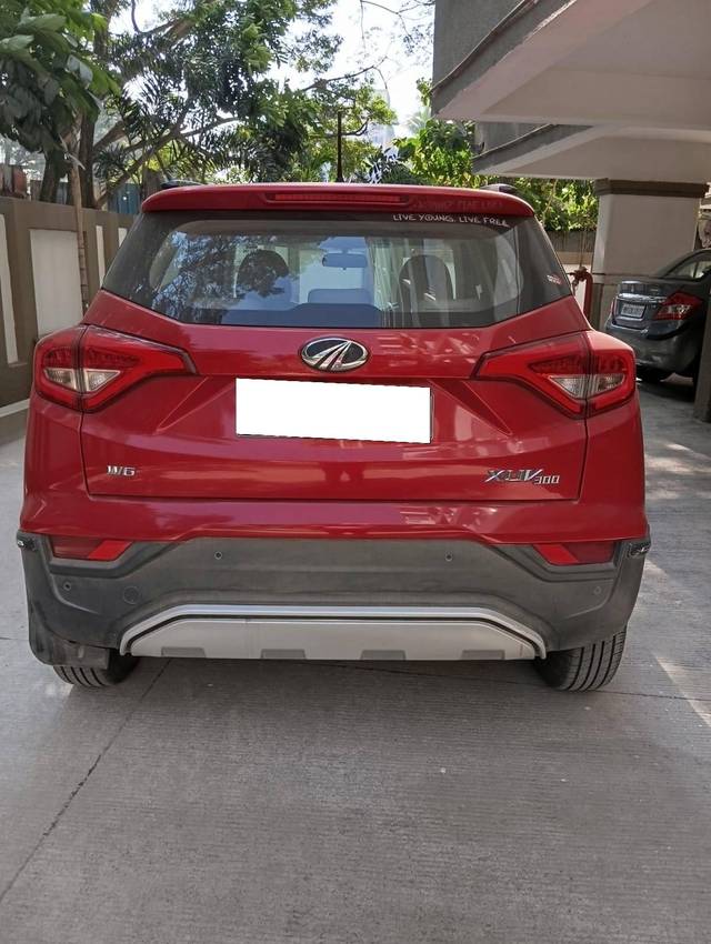 https://images10.gaadi.com/usedcar_image/4244211/original/processed_5f4ce19e1c4e4a784c609e649c161a12.jpeg?imwidth=6401