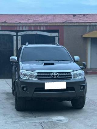 Toyota Fortuner 2009-2011 Toyota Fortuner 3.0 Diesel