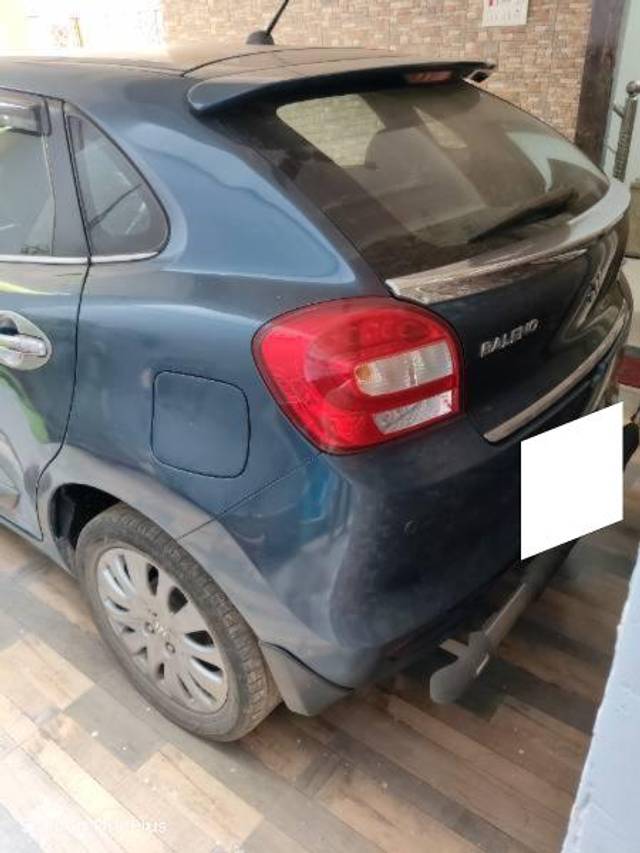 https://images10.gaadi.com/usedcar_image/4244349/original/processed_f2742ec2-942a-4b4c-a075-abd813a413e2.jpg?imwidth=6401