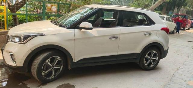 https://images10.gaadi.com/usedcar_image/4244420/original/processed_1ab95e4b27804e25384024526d4cb82a.jpg?imwidth=6400