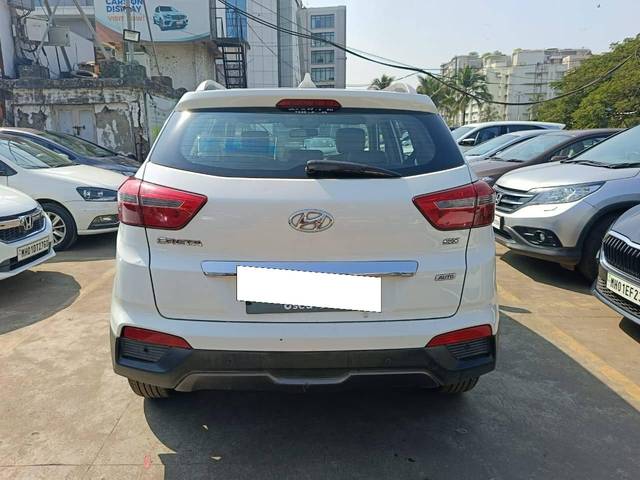 https://images10.gaadi.com/usedcar_image/4244435/original/processed_b3d67900090a22d0f09b2b25320aba7d.jpg?imwidth=6402