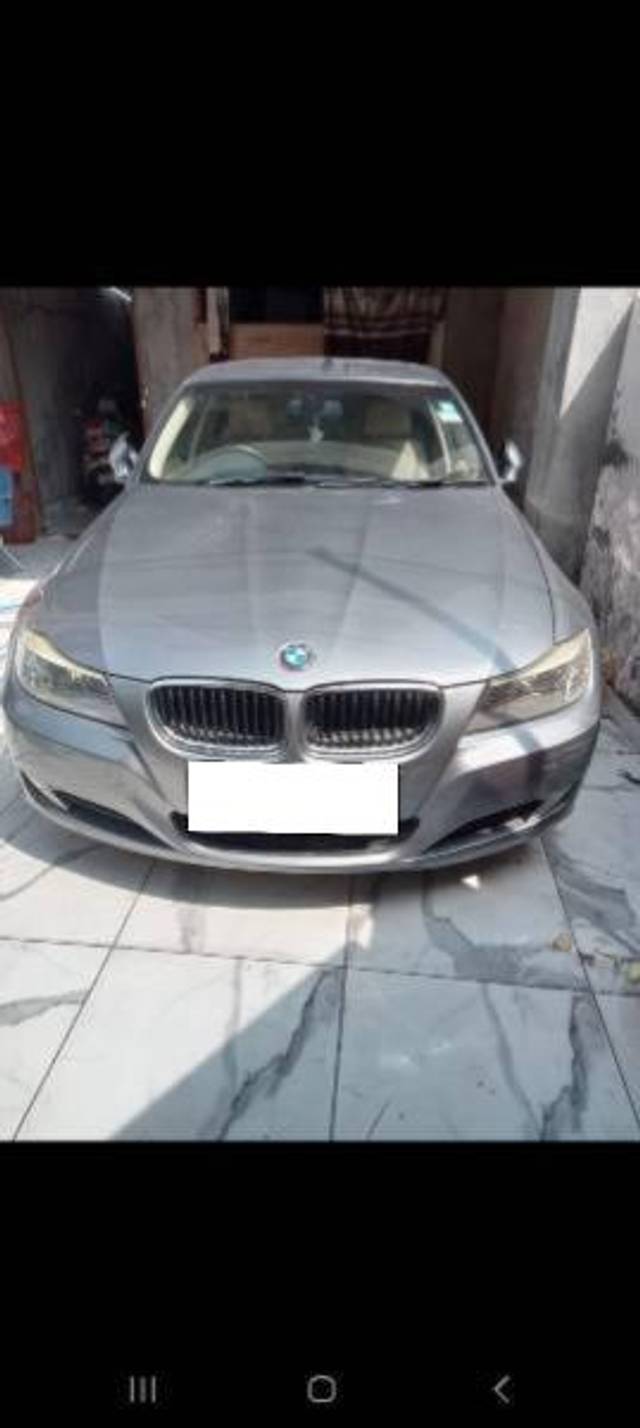 https://images10.gaadi.com/usedcar_image/4244458/original/processed_0bea6450-9287-4cb7-ae70-53ec040827eb.jpg?imwidth=6400