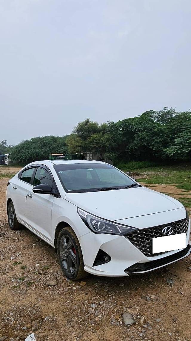 https://images10.gaadi.com/usedcar_image/4244565/original/processed_2a4e4831cc9e3116b5f0323656acc02b.jpeg?imwidth=6400