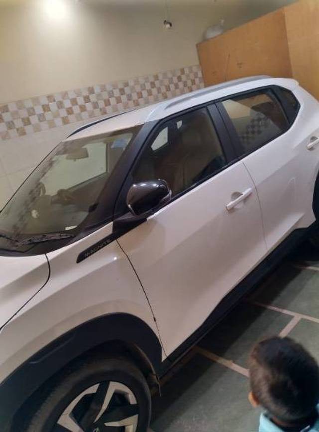 https://images10.gaadi.com/usedcar_image/4244653/original/ec7e6275ea98d2f0bc730421d436fe00.jpeg?imwidth=6402