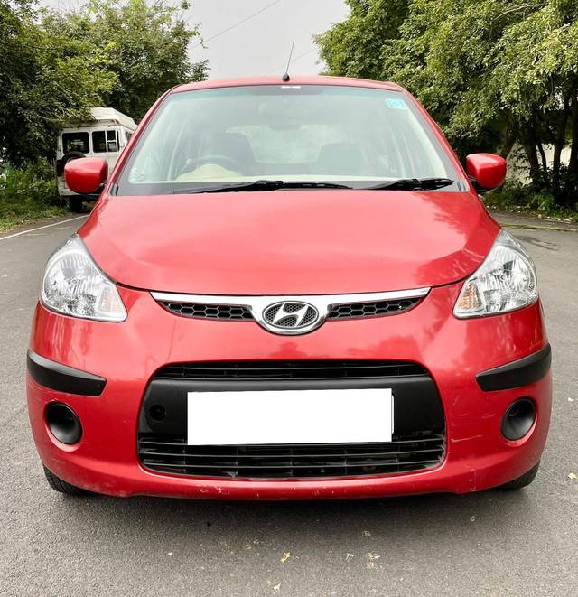 https://images10.gaadi.com/usedcar_image/4244661/original/processed_62d26bd1f2aee305ca4f197a64da8f66.jpg?imwidth=6400