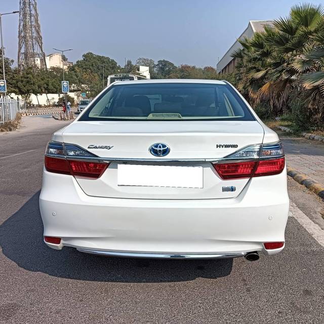 https://images10.gaadi.com/usedcar_image/4244681/original/processed_2b191aed47d5288d35af5b037ca052d7.jpg?imwidth=6402